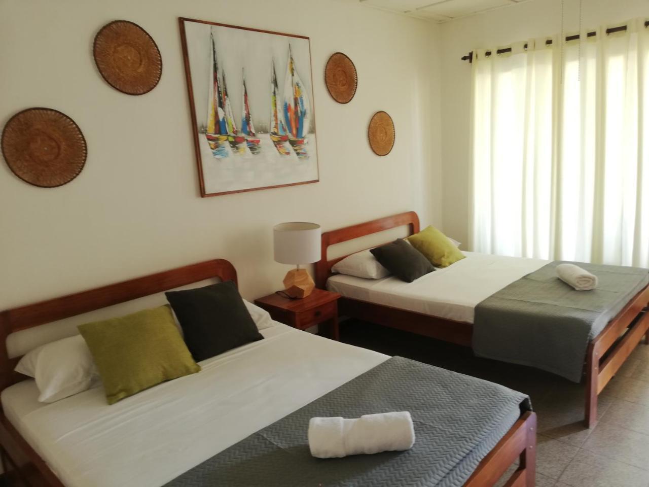 Hotel La Isla Parrita Exteriér fotografie