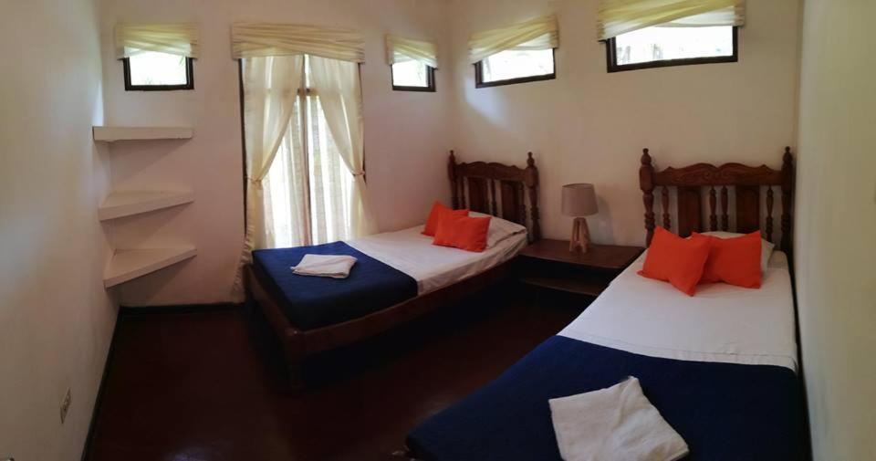 Hotel La Isla Parrita Exteriér fotografie