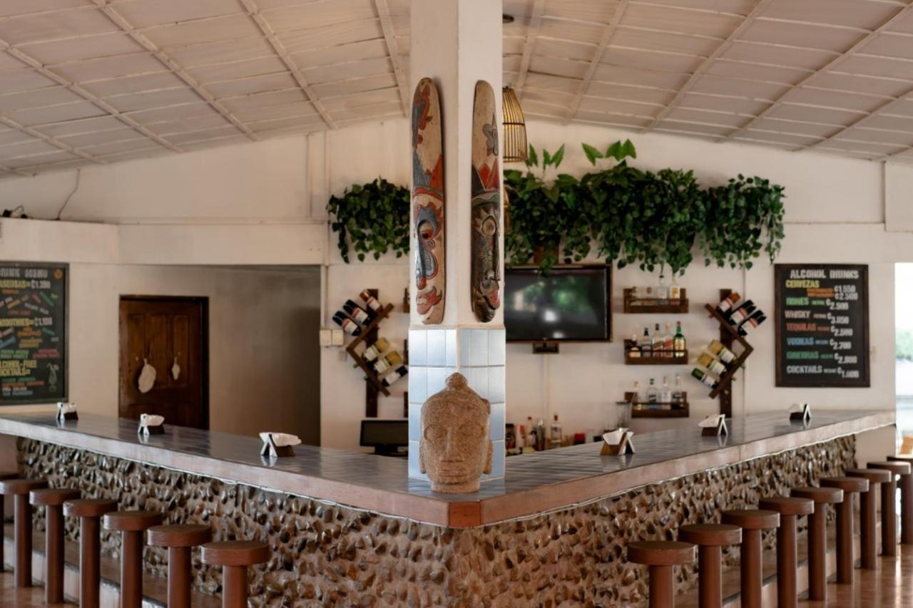 Hotel La Isla Parrita Exteriér fotografie